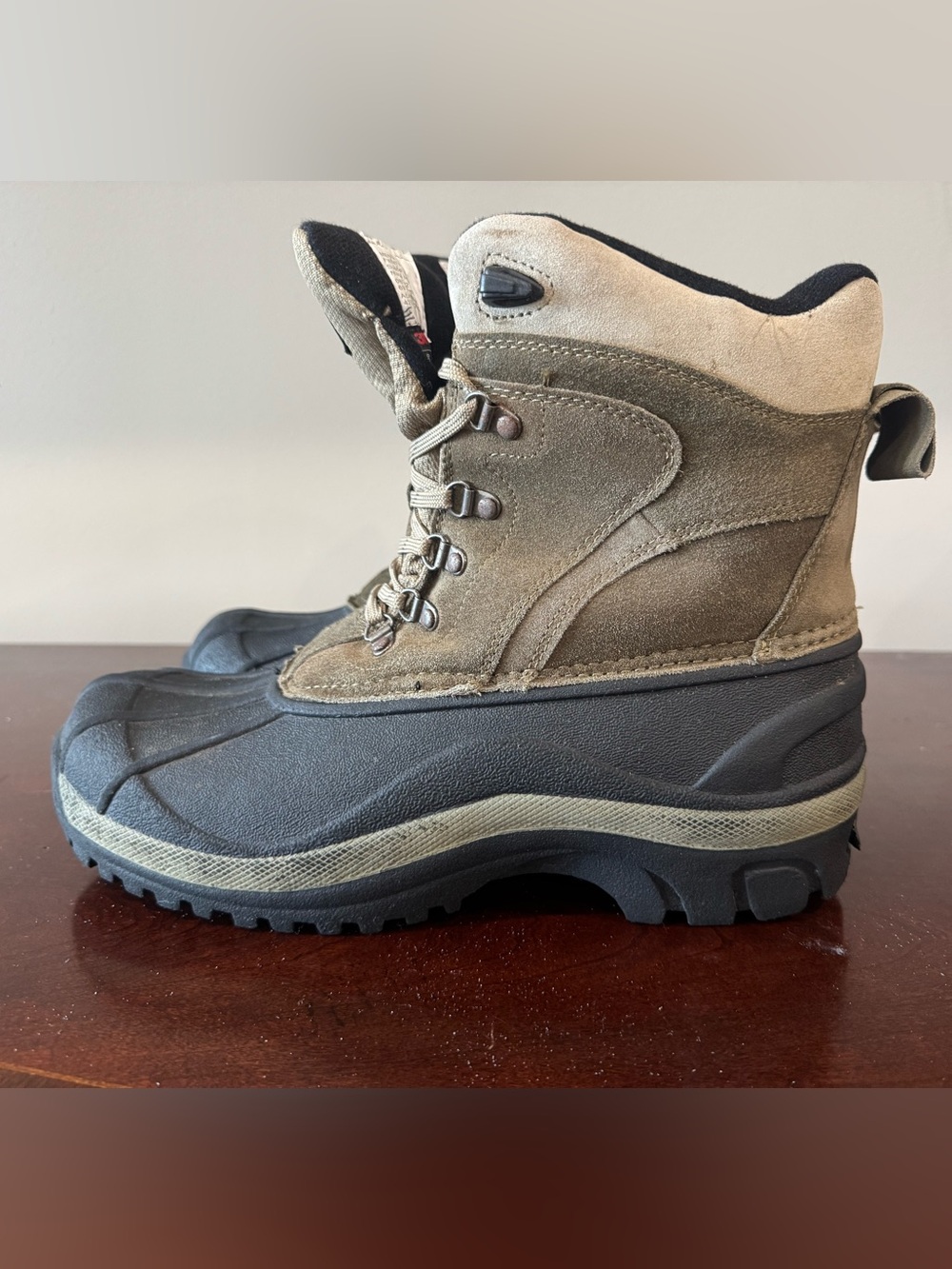 Magellan Waterproof Heavy Duty Boots With Thinsulate Size Men’s 10D